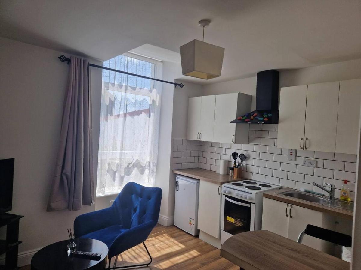 Beautiful 1-Bed Apartment In Cork Dış mekan fotoğraf