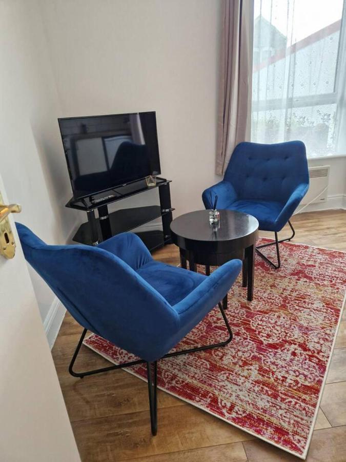 Beautiful 1-Bed Apartment In Cork Dış mekan fotoğraf