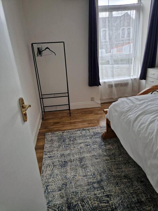 Beautiful 1-Bed Apartment In Cork Dış mekan fotoğraf