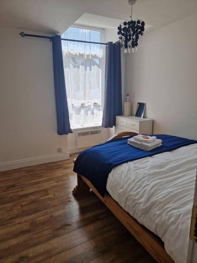 Beautiful 1-Bed Apartment In Cork Dış mekan fotoğraf