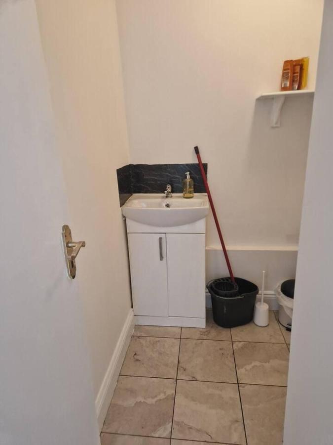 Beautiful 1-Bed Apartment In Cork Dış mekan fotoğraf